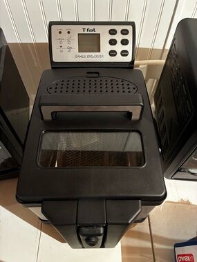 T-Fal Family Pro Deep Fryer | 3L Digital | Used Once